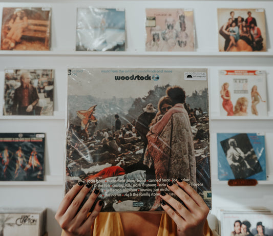 Elevate Your Vinyl Decor: Stylish and Functional Record Stand Display & Frames